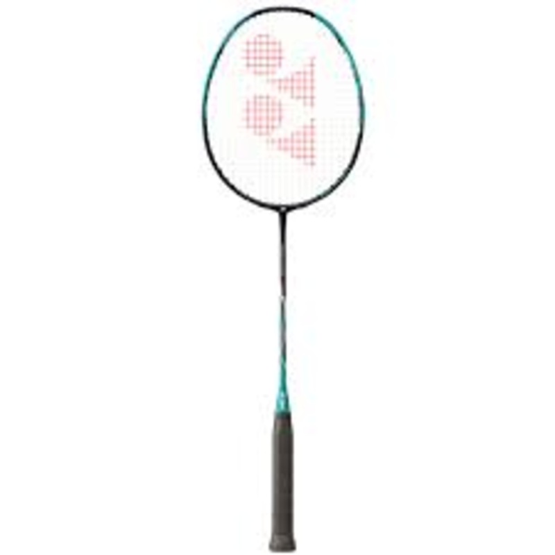 Yonex Nanoflare 700