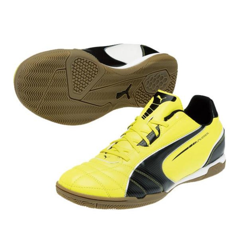 PUMA UNIVERSAL IT INDOOR FOOTBALL SHOE