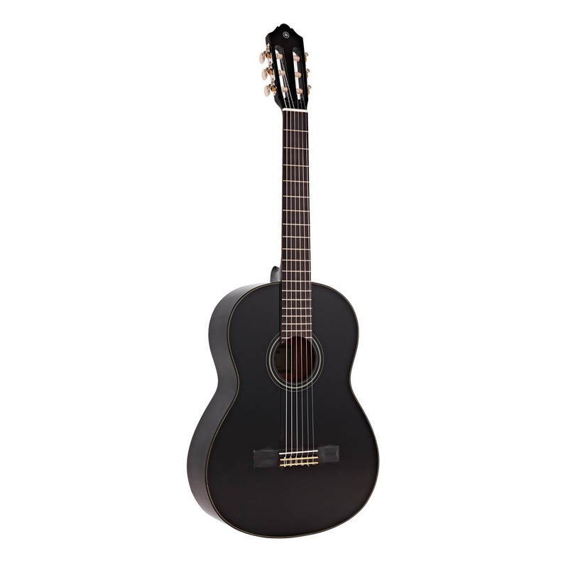 Yamaha C40II 4/4 classical guitar in gloss – Black