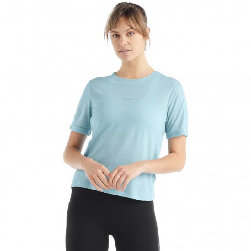 Icebreaker Women’s ZoneKnit Merino Short Sleeve T-Shirt CL 2023