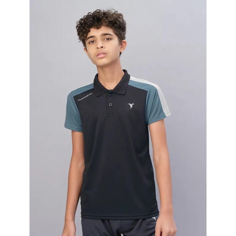Boys Colorblock Slim Fit Polo T-shirt with TECHNO COOL