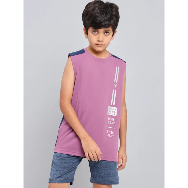 Boys Printed Slim Fit Crew Neck T-shirt with TECHNO GUARD