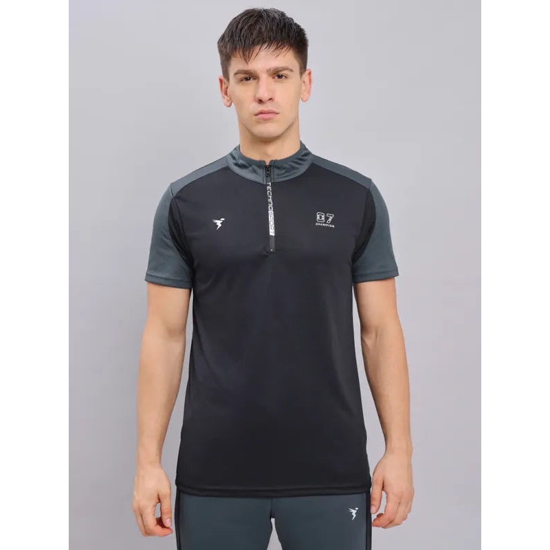 Men Colorblock Slim Fit Mock Neck T-shirt with TECHNO COOL