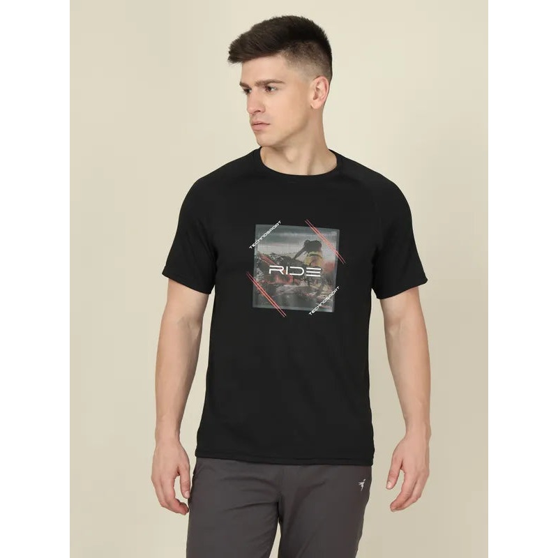 Men Graphic Printed Slim Fit Crew Neck T-shirt with TECHNO COOL+