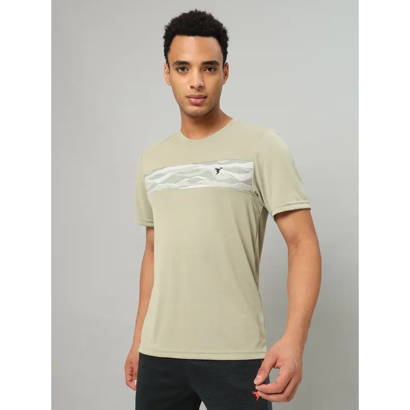 Men Printed Slim Fit Crew Neck T-shirt with TECHNO COOL+