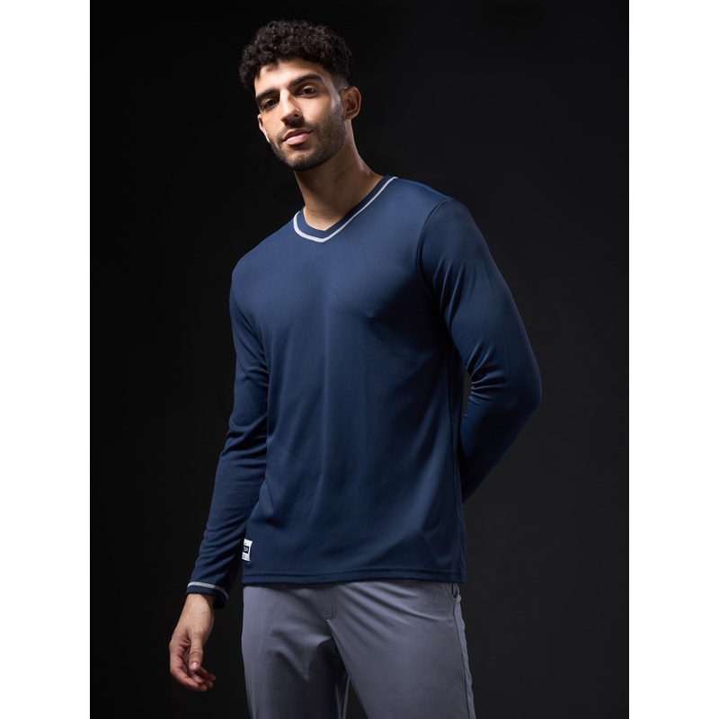 Men Solid Slim Fit V Neck Sports T-shirt with TECHNOCOOL+