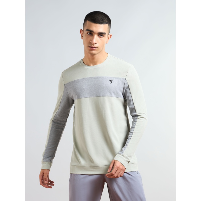 Men Colorblock Slim Fit T-shirt with MATPIQ