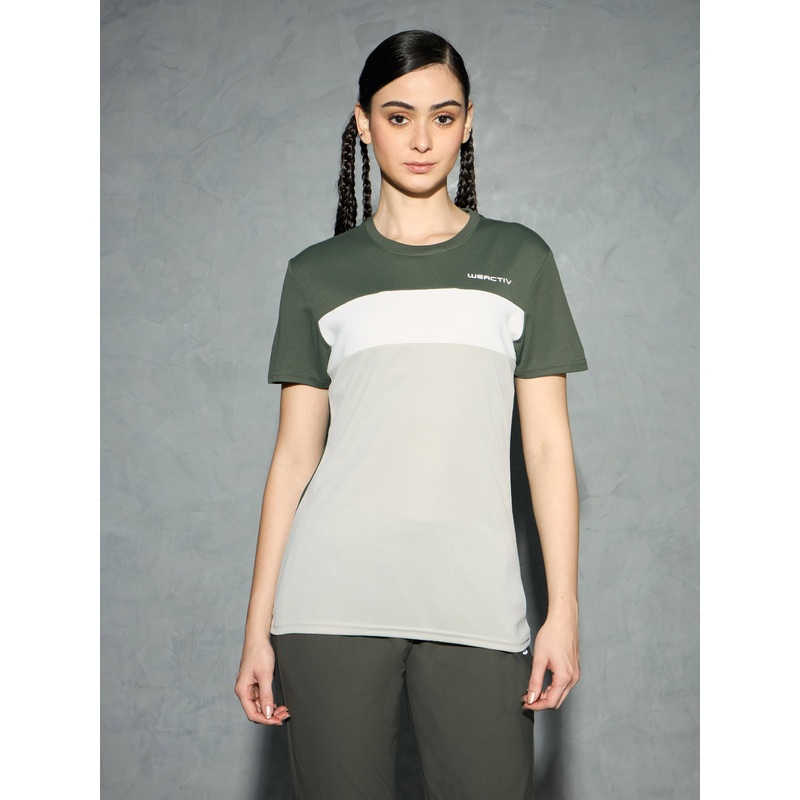 Women Colorblock Slim Fit Round Neck Sports T-shirt with TECHNOCOOL+