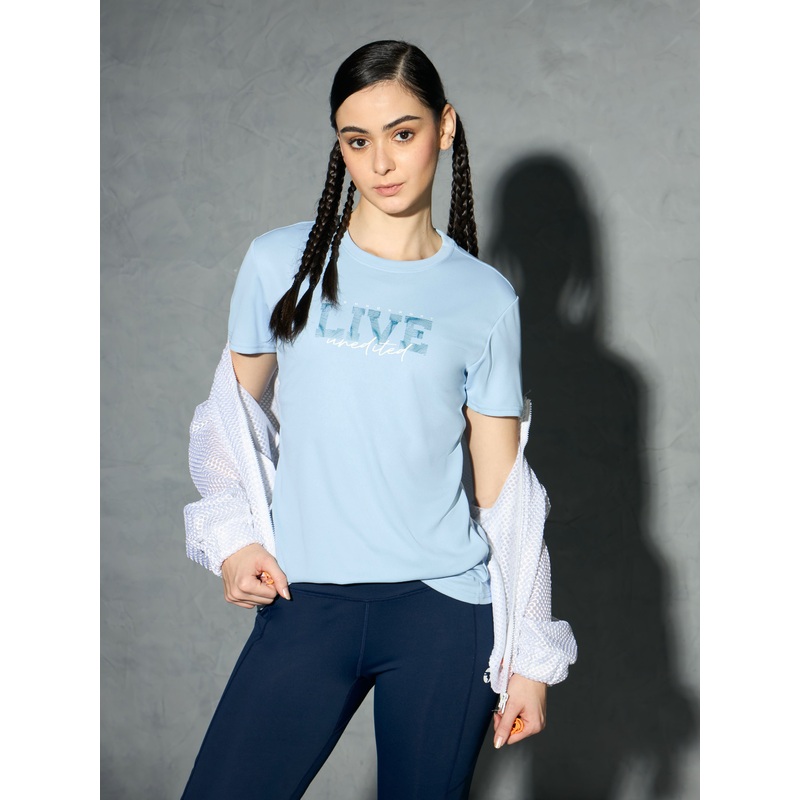 Women Printed Slim Fit Round Neck T-shirt with TECHNOCOOL+
