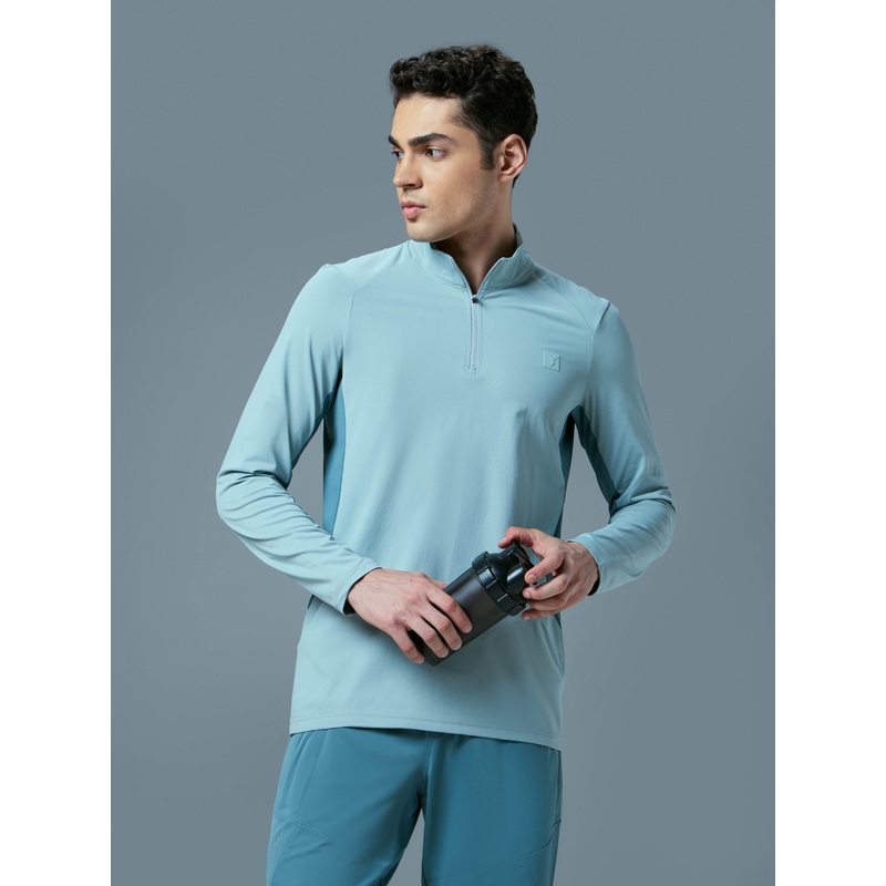 Men Colorblock Slim Fit Mock Neck Sports T-shirt with COTFLEX