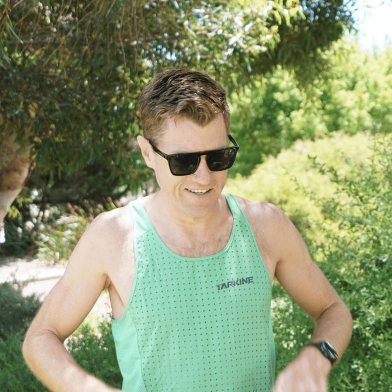 TARKINE MEN’S ECO-SOFT RACER SINGLET