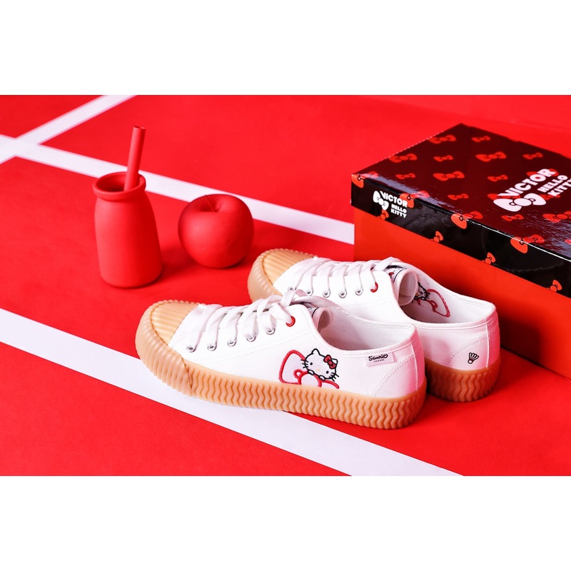 Victor // Hello Kitty Canvas Shoes KTS21 White