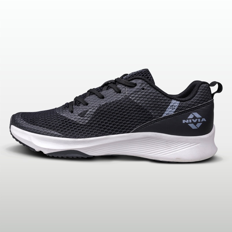 Hawks 2.0 Training Shoe|6|7|8|9|10|11|Black|White