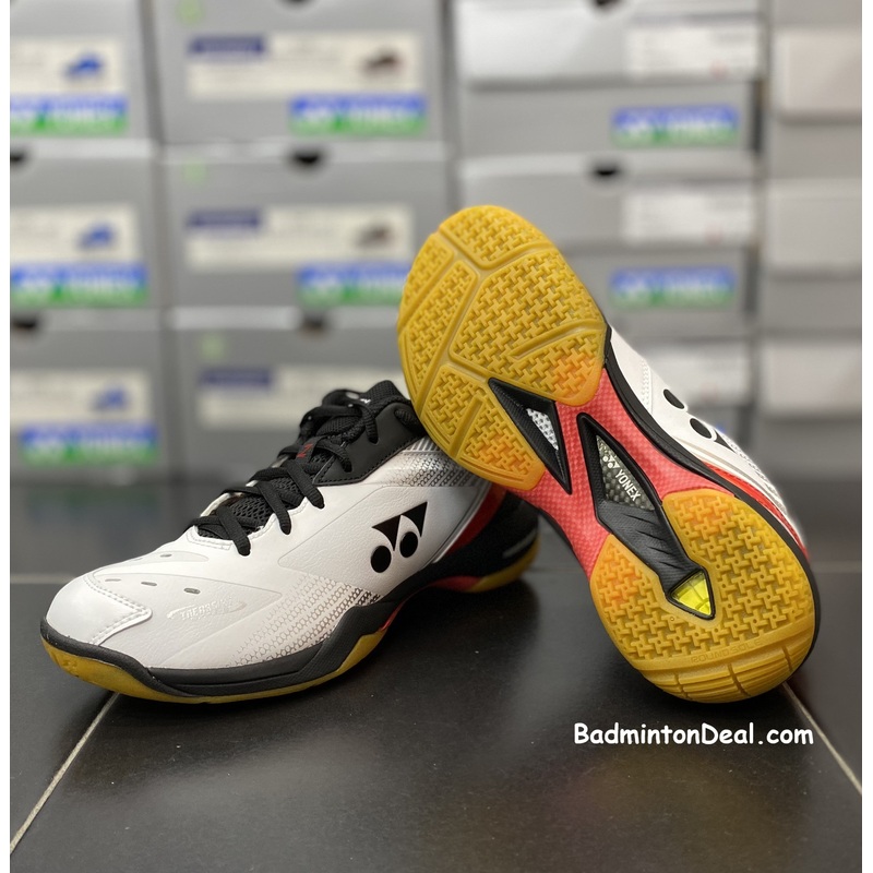 YONEX Power Cushion 65Z 3 Unisex Badminton Shoes (White Red) *Japan Version*