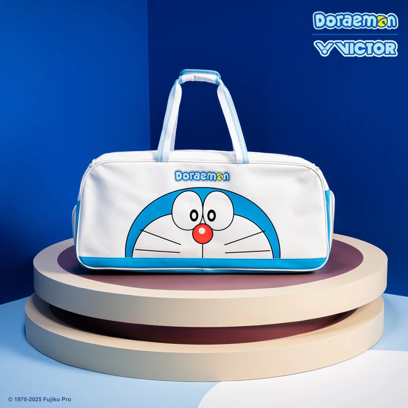 VICTOR Doraemon Rectangular Bag [White/Hawaiian Blue]
