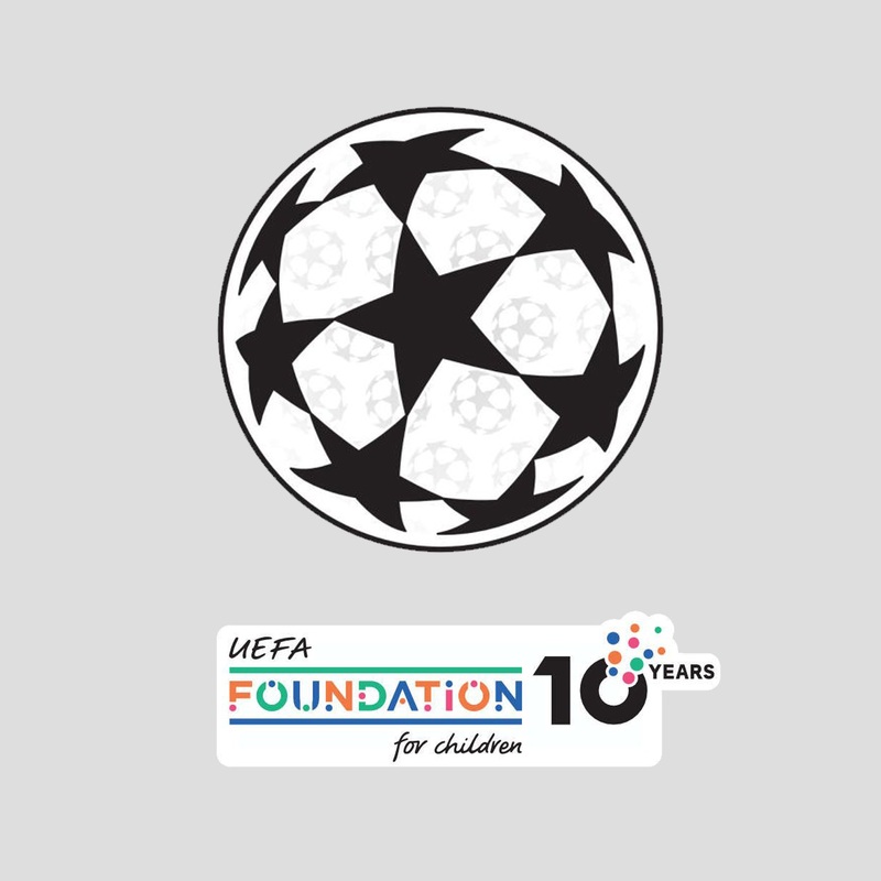 Junior – Champions League Badge Set