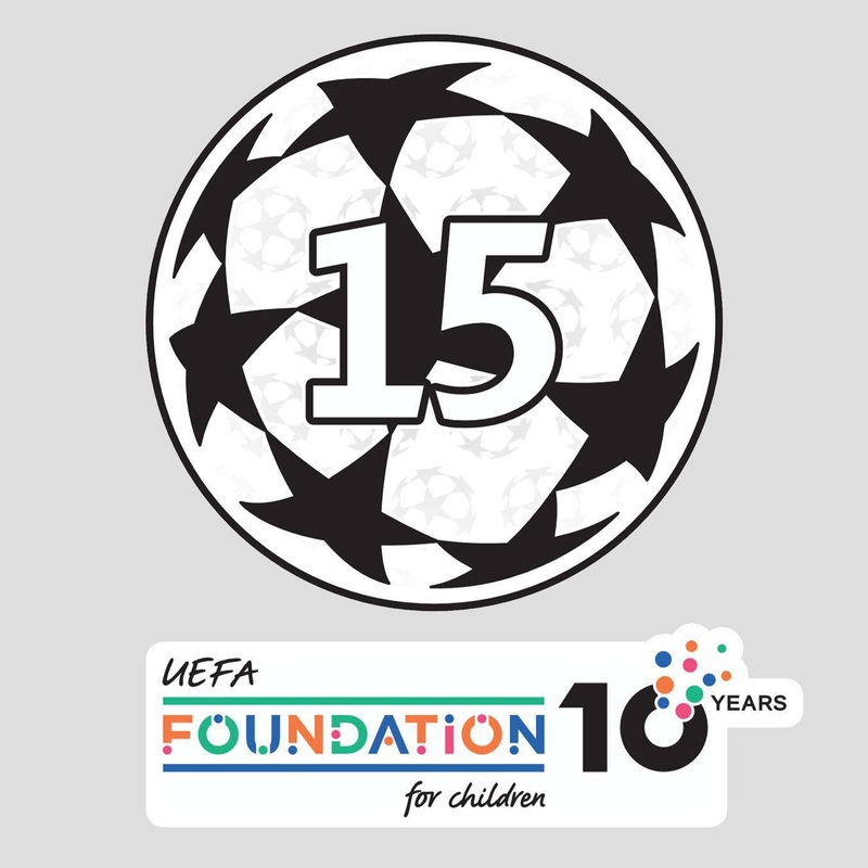 Real Madrid – UCL 15 Times Winners Badge Set – Adult