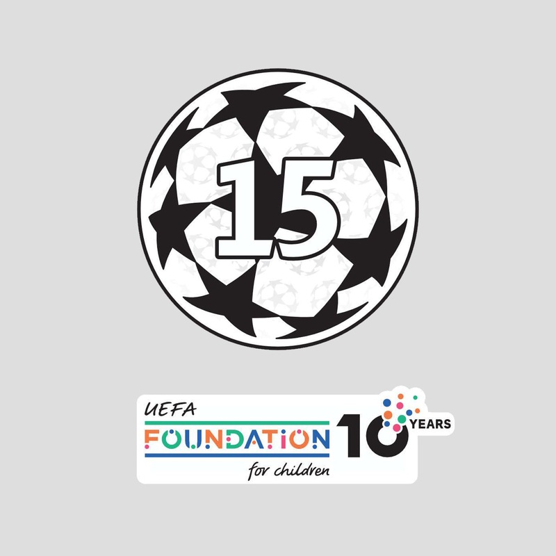 Real Madrid – UCL 15 Times Winners Badge Set – Junior
